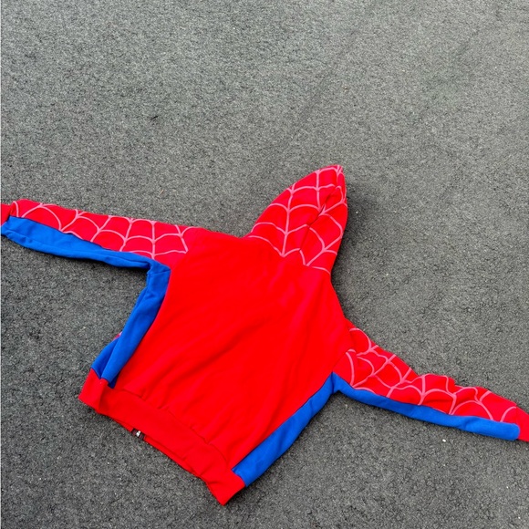 Spider-Man 3D Zip Up - Picture 2 of 3
